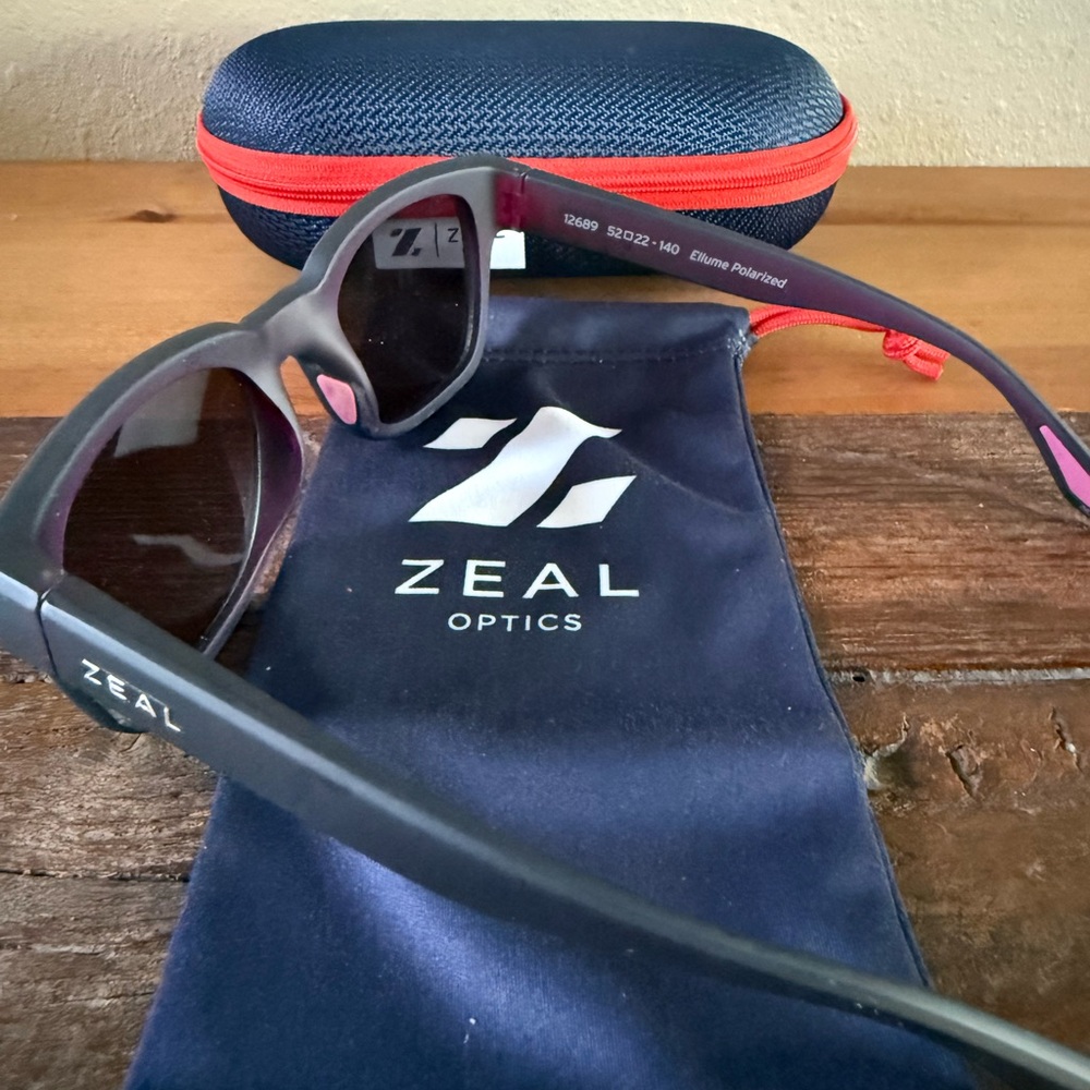 ZEAL OPTICS Ellume Sunglasses.  Polarized.  Raspberry Fade Colorway.  NEW.